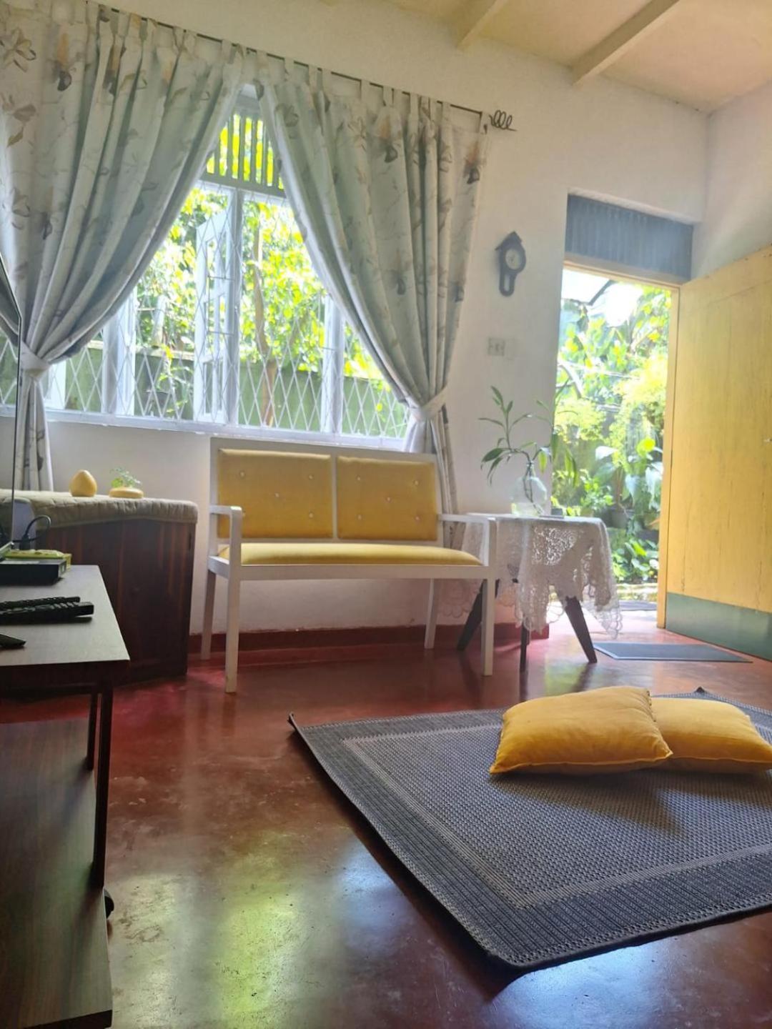 Apartamento Idor Holidays Sri Jayewardenepura Kotte Exterior foto